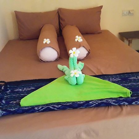Telage Indah Homestay Kuta  Esterno foto