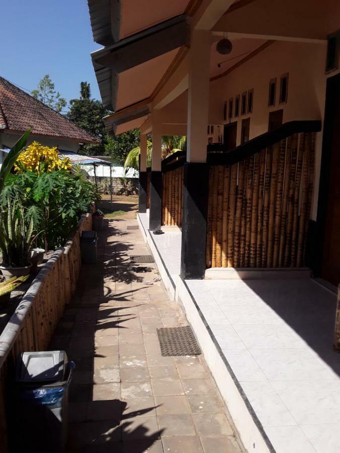 Telage Indah Homestay Kuta  Esterno foto